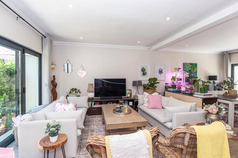 3 Bedroom Property for Sale in Bergvliet Western Cape